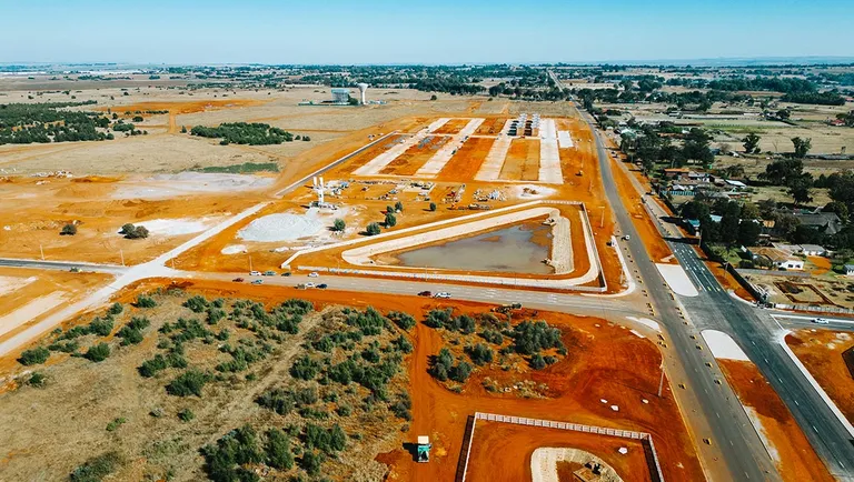 Affri-Village Droogeheuwel under construction, aerial photograph 1