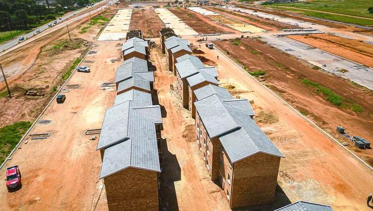 Affri-Village Droogeheuwel under construction, aerial photograph 8