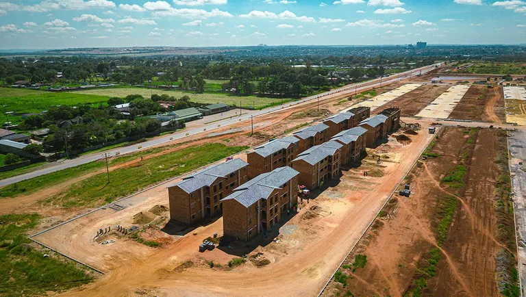 Affri-Village Droogeheuwel under construction, aerial photograph 9